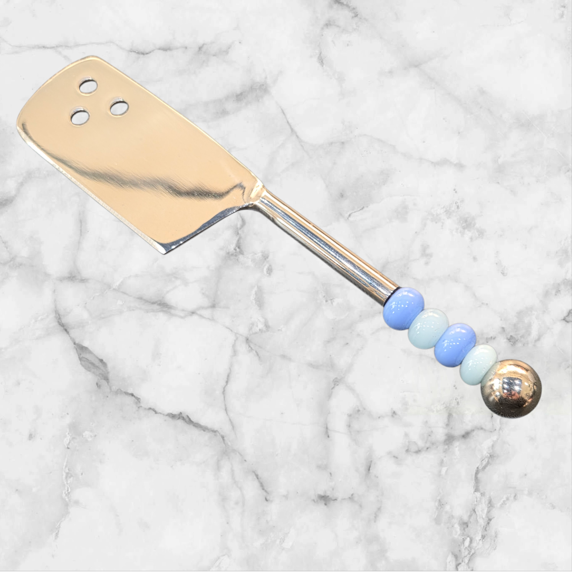 💙💜 Couteau à fromage artisanal – 4 perles de verre bleu clair &amp; bleu lavande
