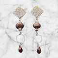 💜✨ Boucles d’oreilles artisanales – 2 perles de verre prune métallisé & cristaux goutte prune