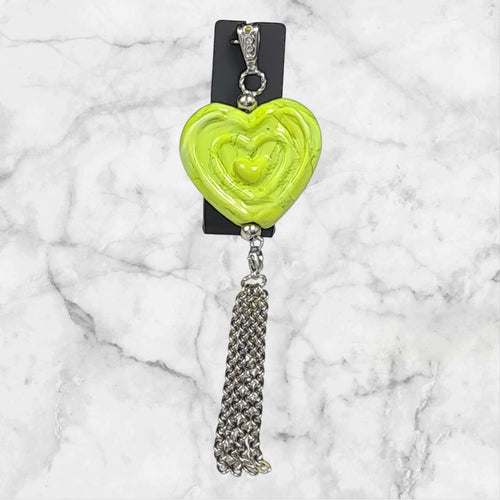 💚Collier artisanal – Perle de verre cœur 3D verte & pompon amovible